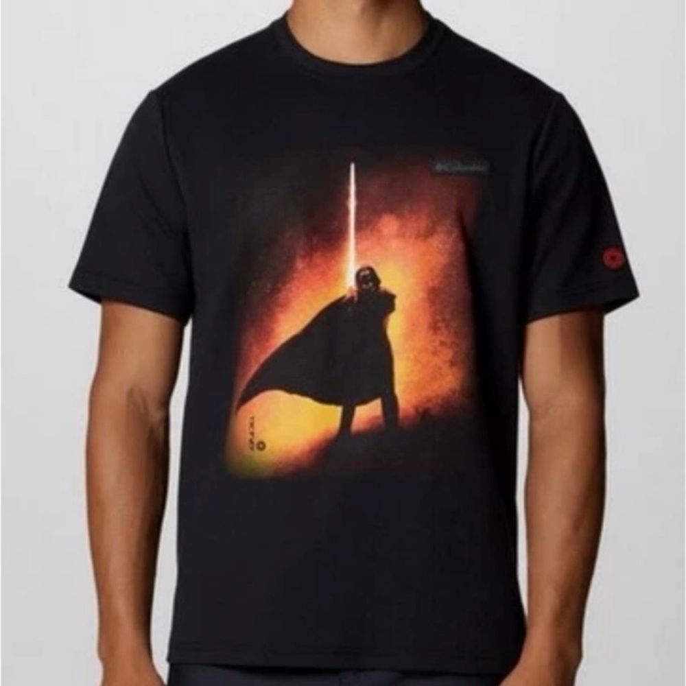 Columbia x Star Wars Darth VaderBlack Short-Sleeve Graphic Tee Large